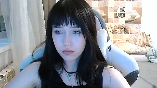 NoirEva online show from July 2026 05:10:02 PM