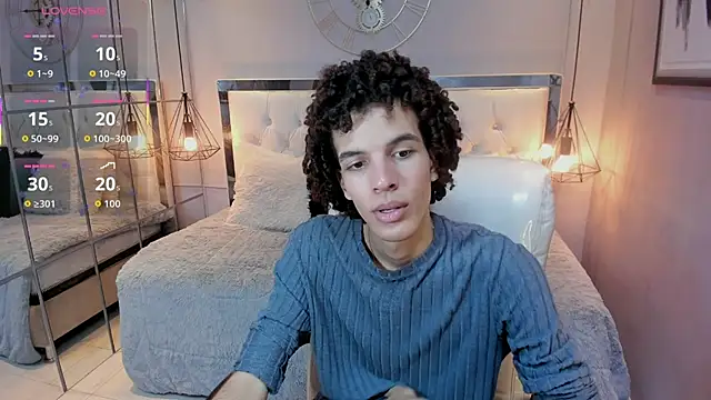 Snapshot of felix_haze chatting on June 2026 05:50:01 PM felix haze online show from June 2026 05:50:01 PM