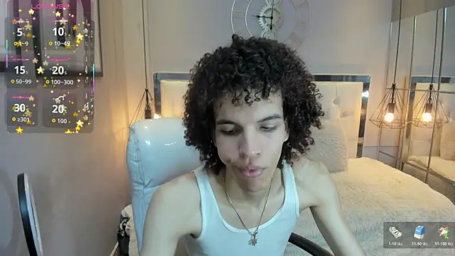 Snapshot of felix_haze chatting on June 2026 05:30:02 PM felix haze online show from June 2026 05:30:02 PM