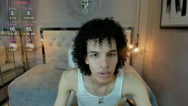 Snapshot of felix_haze chatting on June 2026 05:56:01 PM felix haze online show from June 2026 05:56:01 PM