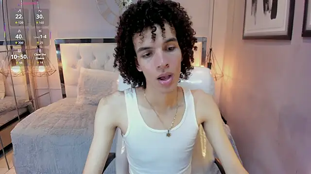 Snapshot of felix_haze chatting on June 2026 06:02:02 PM felix haze online show from June 2026 06:02:02 PM