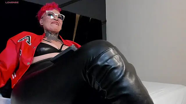 mistress sandy online show from July 2026 10:49:02 PM
