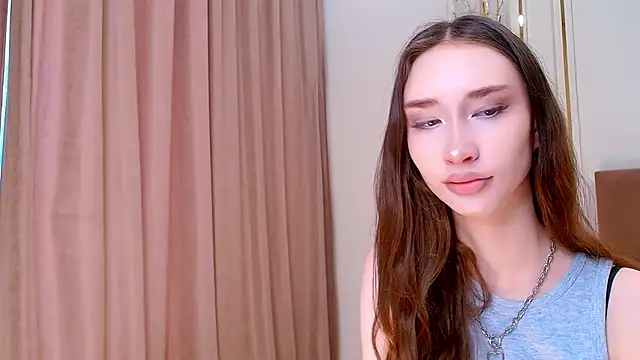 Snapshot of lalisabrown chatting on May 2026 04:29:01 AM lalisabrown online show from May 2026 04:29:01 AM