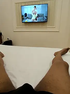 MrgigoloNCRRR9 online show from July 2026 02:20:01 PM