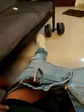 MrgigoloNCRRR9 online show from July 2026 01:54:01 PM