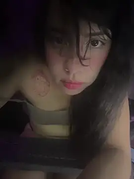Snapshot of LiLuciana chatting on July 2026 02:27:02 AM LiLuciana online show from July 2026 02:27:02 AM