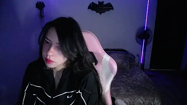 Snapshot of LiLuciana chatting on June 2026 11:38:02 AM LiLuciana online show from June 2026 11:38:02 AM