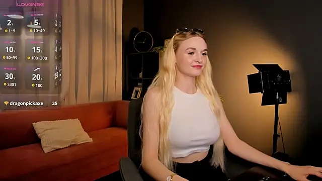 Mila  Lux online show from June 2026 08:58:01 PM