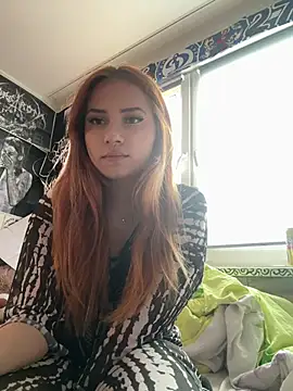 KiraMayson online show from May 2026 12:36:02 PM