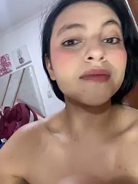 Miel rousse online show from June 2026 05:23:02 AM