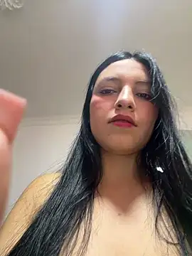 Miel rousse online show from June 2026 05:57:02 AM