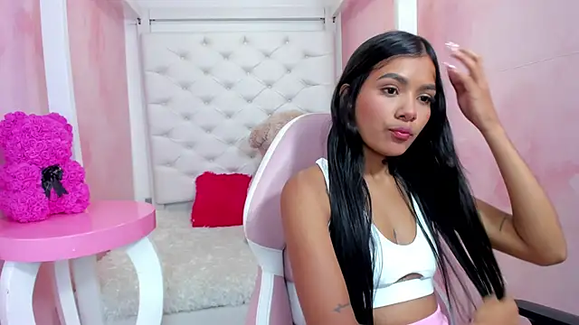 Snapshot of Mariana__spicy chatting on May 2026 04:17:02 PM Mariana spicy online show from May 2026 04:17:02 PM