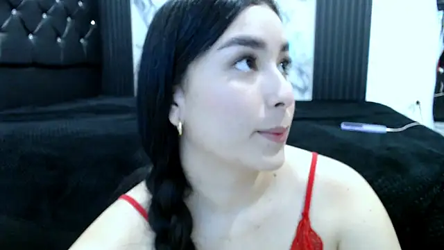Snapshot of MiaReinig09 chatting on July 2026 02:29:02 AM MiaReinig09 online show from July 2026 02:29:02 AM