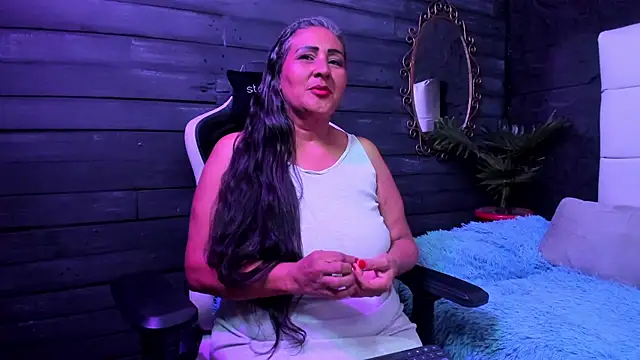 Victoria kyler online show from May 2026 04:12:02 PM