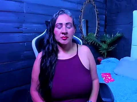 Victoria kyler online show from May 2026 08:54:01 AM