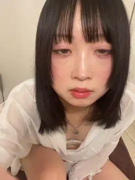 Snapshot of yu_nya chatting on May 2026 09:54:01 PM yu nya online show from May 2026 09:54:01 PM
