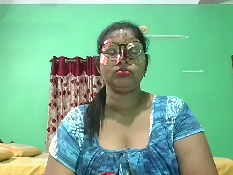 Kavya17 online show from June 2026 02:03:02 PM