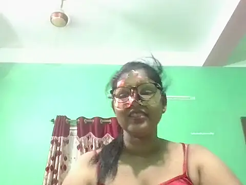 Kavya17 online show from June 2026 08:58:01 PM