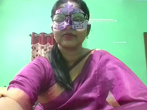 Kavya17 online show from June 2026 06:07:02 PM