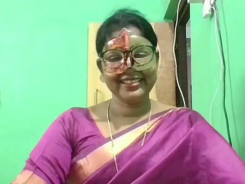 Kavya17 online show from June 2026 06:13:01 PM