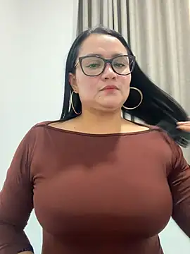 rousee69  online show from June 2026 09:46:02 PM