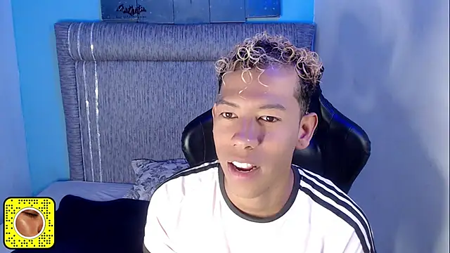 Taylerr 18 online show from May 2026 05:26:01 AM