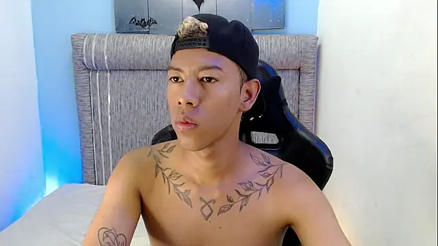 Taylerr 18 online show from May 2026 12:44:02 AM