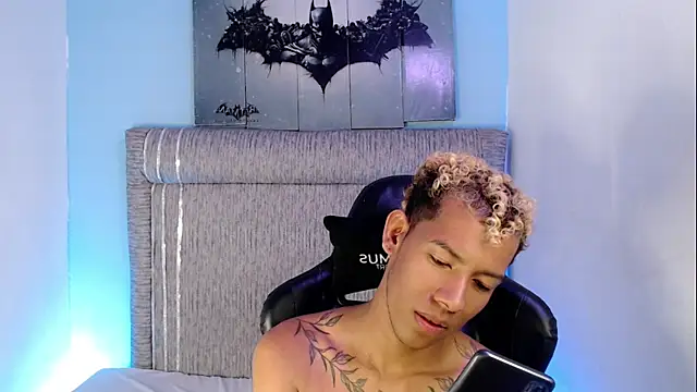 Taylerr 18 online show from May 2026 10:36:01 AM