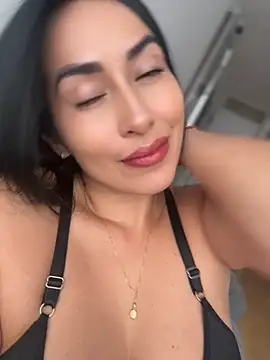 areviklusine1 online show from April 2026 12:29:02 PM