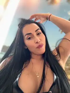 areviklusine1 online show from April 2026 08:00:02 PM