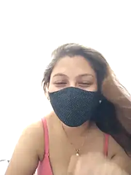 hot kiran2000 online show from June 2026 08:32:02 PM