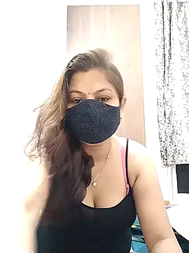 hot kiran2000 online show from July 2026 02:28:02 PM
