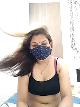hot kiran2000 online show from June 2026 12:58:01 PM