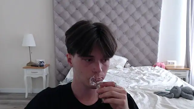 arthur   king online show from May 2026 02:16:02 PM
