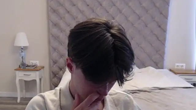 arthur   king online show from May 2026 12:55:02 PM