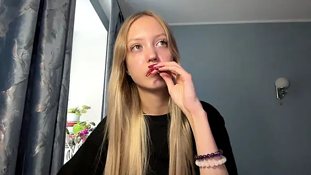 NievesHackey online show from June 2026 01:17:02 PM