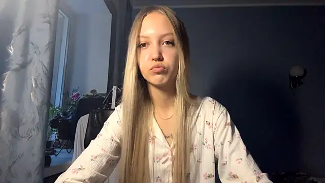 NievesHackey online show from June 2026 03:00:02 PM