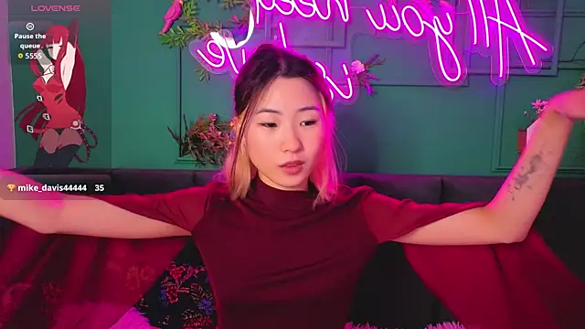 Snapshot of Runi_Asian chatting on July 2026 01:27:01 AM Runi Asian online show from July 2026 01:27:01 AM