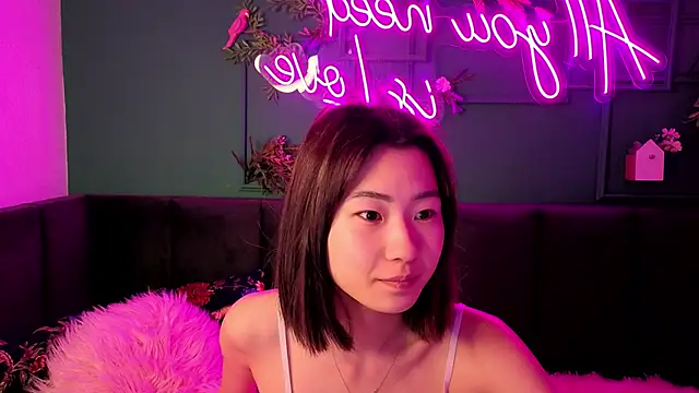 Snapshot of Runi_Asian chatting on June 2026 01:22:01 AM Runi Asian online show from June 2026 01:22:01 AM