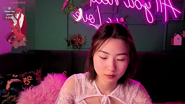 Snapshot of Runi_Asian chatting on June 2026 01:06:02 AM Runi Asian online show from June 2026 01:06:02 AM