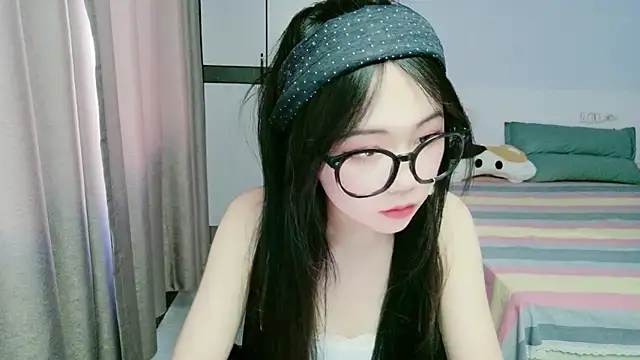 xiaoxiaoyu030 online show from May 2026 07:47:01 AM