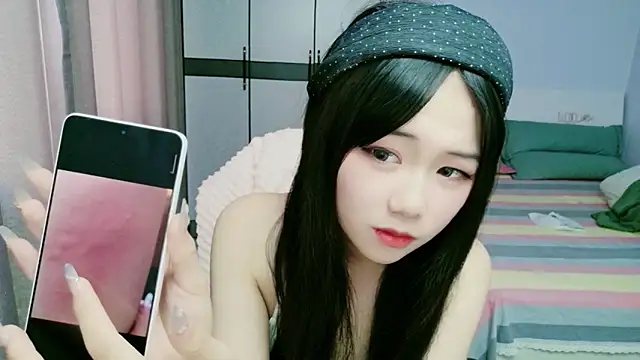 xiaoxiaoyu030 online show from June 2026 07:24:02 AM