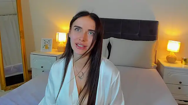 KellyWhites online show from June 2026 05:34:01 AM