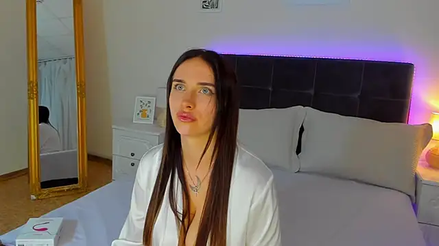KellyWhites online show from May 2026 05:38:01 AM