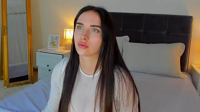 KellyWhites online show from June 2026 05:27:02 AM