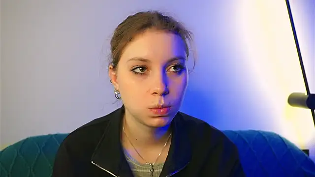 Sairallyn online show from May 2026 09:15:02 PM