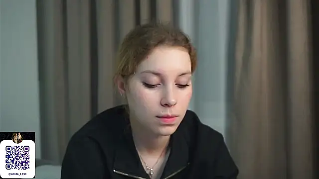 Sairallyn online show from June 2026 09:53:02 PM