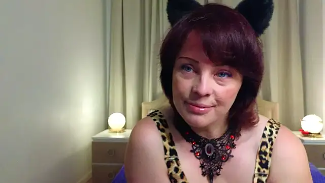 Snapshot of MommyMelodie chatting on June 2026 07:27:02 AM MommyMelodie online show from June 2026 07:27:02 AM