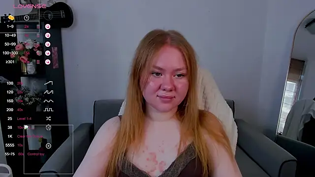 AlexaaBee online show from June 2026 08:15:01 AM