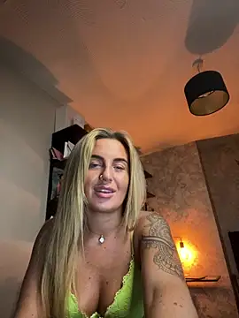 CharlottemilfUKx online show from May 2026 11:35:01 PM
